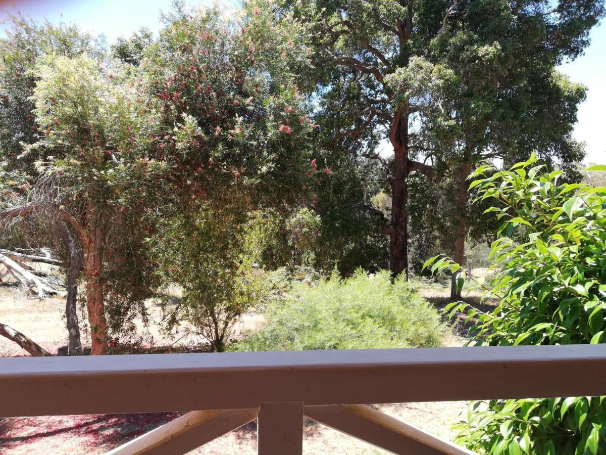 Woodlands Of Balingup Bush Cottages المظهر الخارجي الصورة