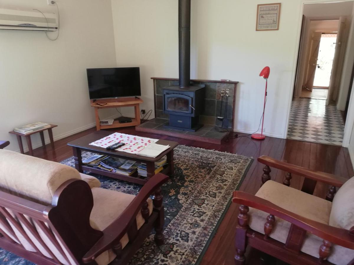 Woodlands Of Balingup Bush Cottages المظهر الخارجي الصورة